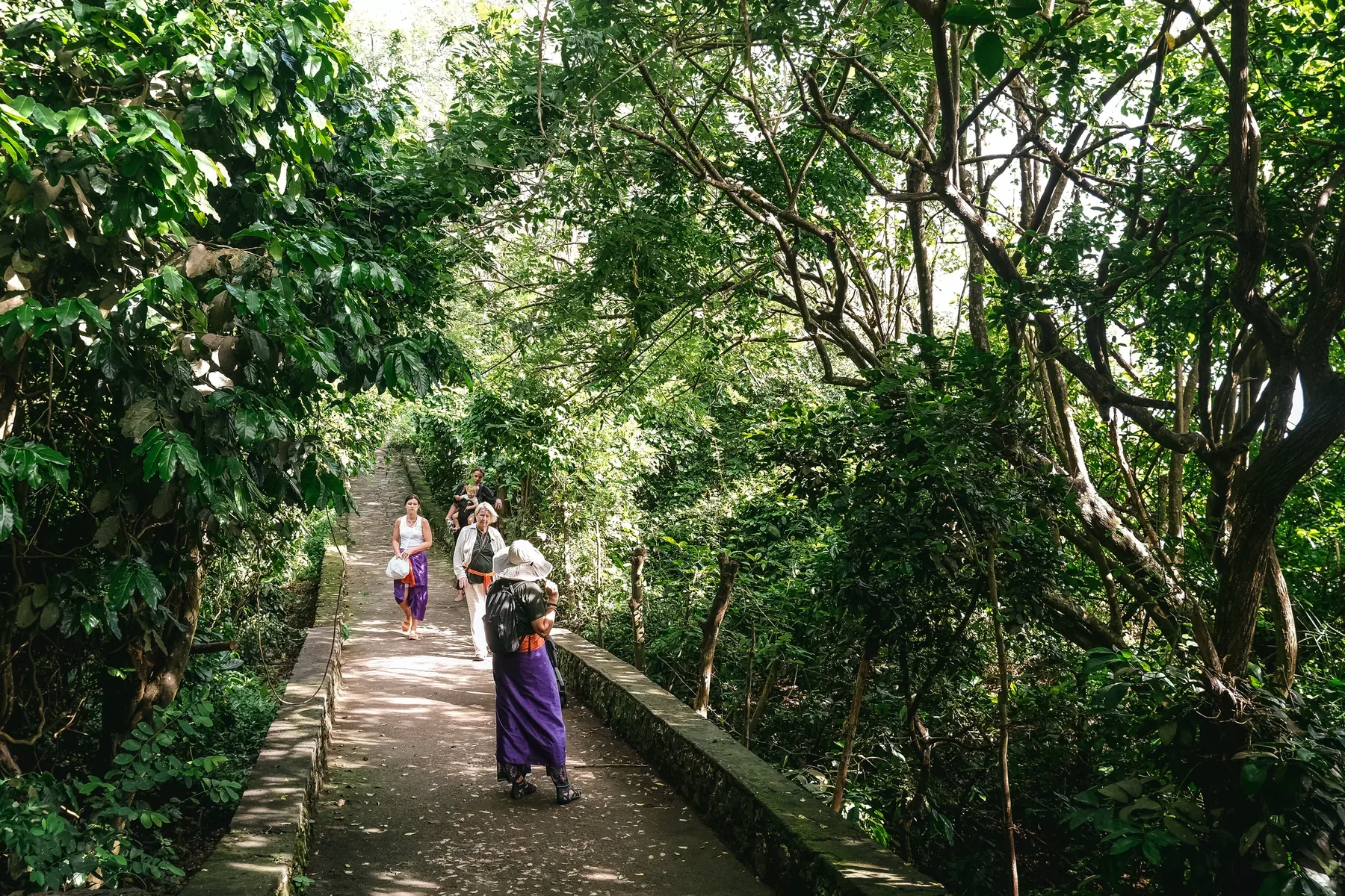 Uluwatu cliff temple excursion